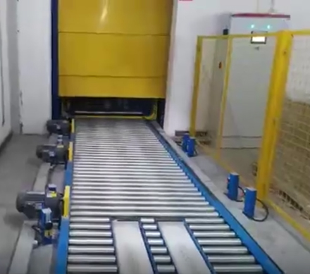 托盘辊筒输送线升降机视频